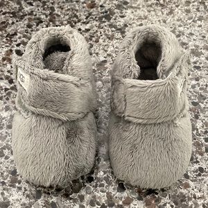 Baby UGGs (grey)